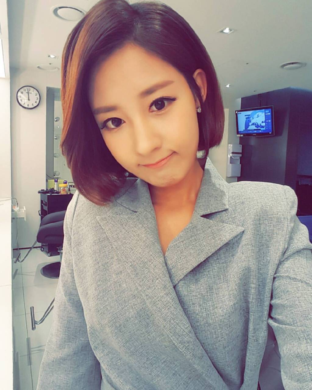 ��������Ӳ���Ȥ�� ��Ȼ˵�ܵ��Ӳ����Ǹ���