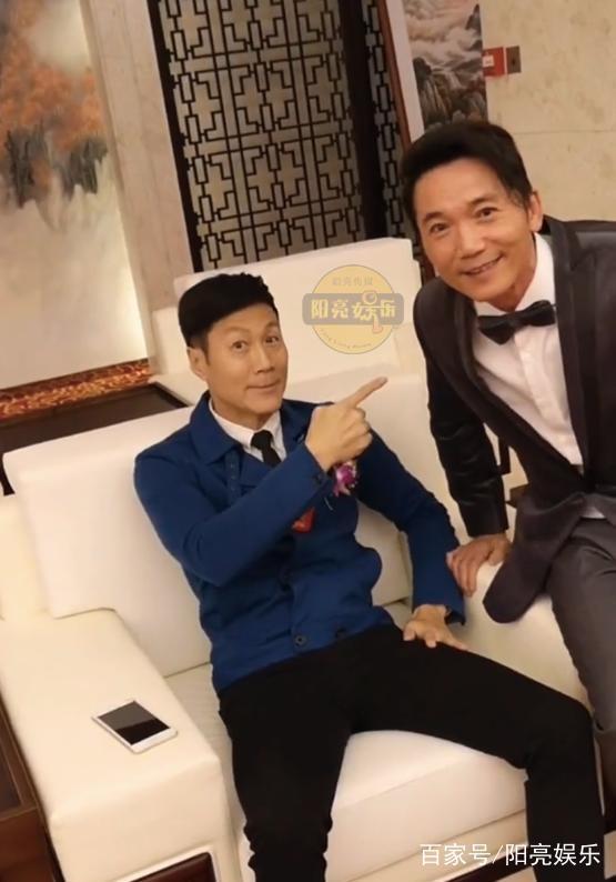 �ֹ������ڵ��������� ���Ķ�ˮ����ʦ��ʲô��