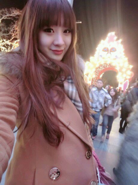 翟晓川女友杨思雨资料照片 翟晓川女友是干什么的空姐吗