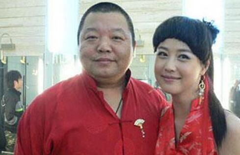 臧天朔老婆李梅曾是服务员 女儿已成年儿子才10岁