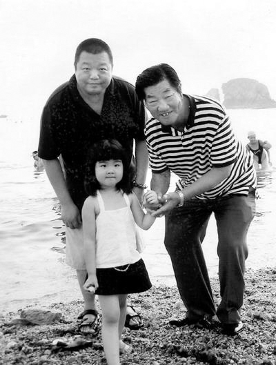 臧天朔老婆李梅曾是服务员 女儿已成年儿子才10岁