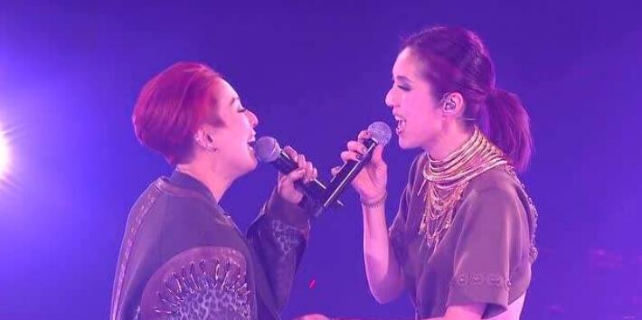 郑秀文现在过得怎么样 郑秀文和杨千嬅长的很像对比图