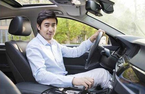 �߸�˧��ʲô��˼�� ���ڸ߸�˧�ı�׼