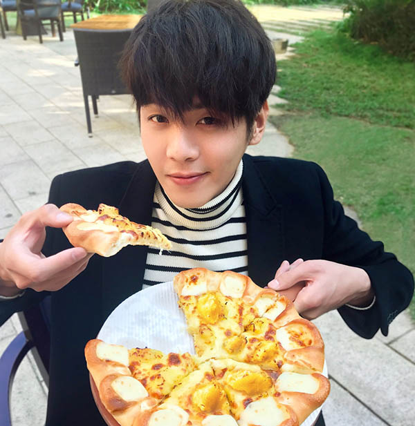 ��������΢��ͦŮ������� �������������ź��������