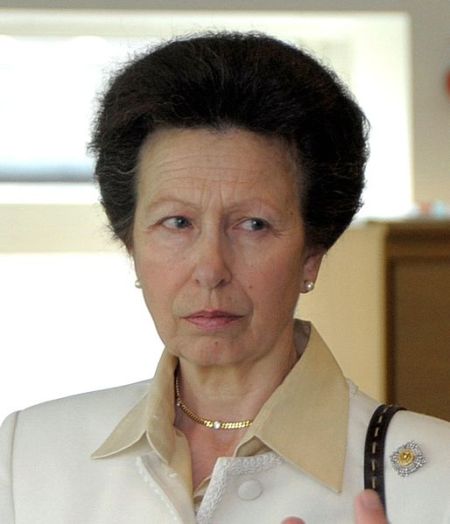 Ӣ�����Ҽ̳�˳�����м�� Ӣ����������ЩȨ��