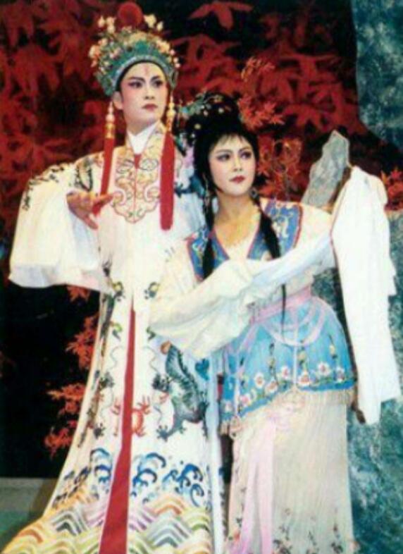 越剧孙智君现在的丈夫 她年轻时候的照片组图