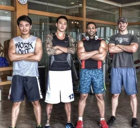 ��������������զ���� ������Ϊʲô�ǵ�һ˧