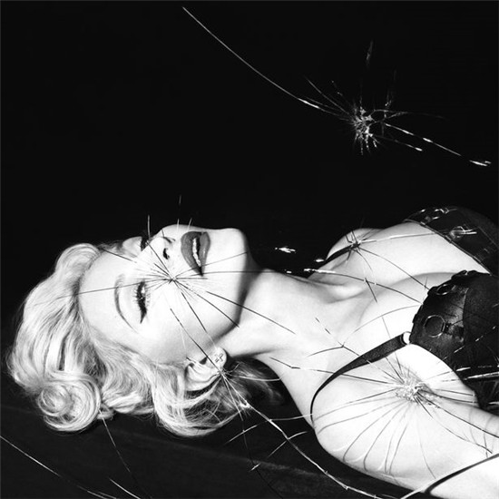 陈奕迅麦当娜同台 麦当娜是撒旦教徒真假