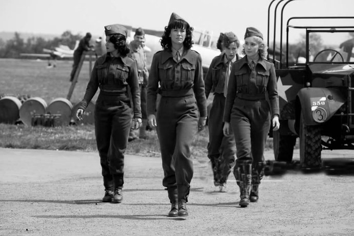 Ϊʲô�¹��ɴ�����Ʒ���ô˧ �¹��ɴ���Ӣ���������Ӿ���˧��