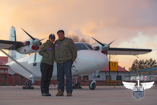 《我们的侣行》张昕宇梁红夫妻之旅 中国飞机首次飞越南极点