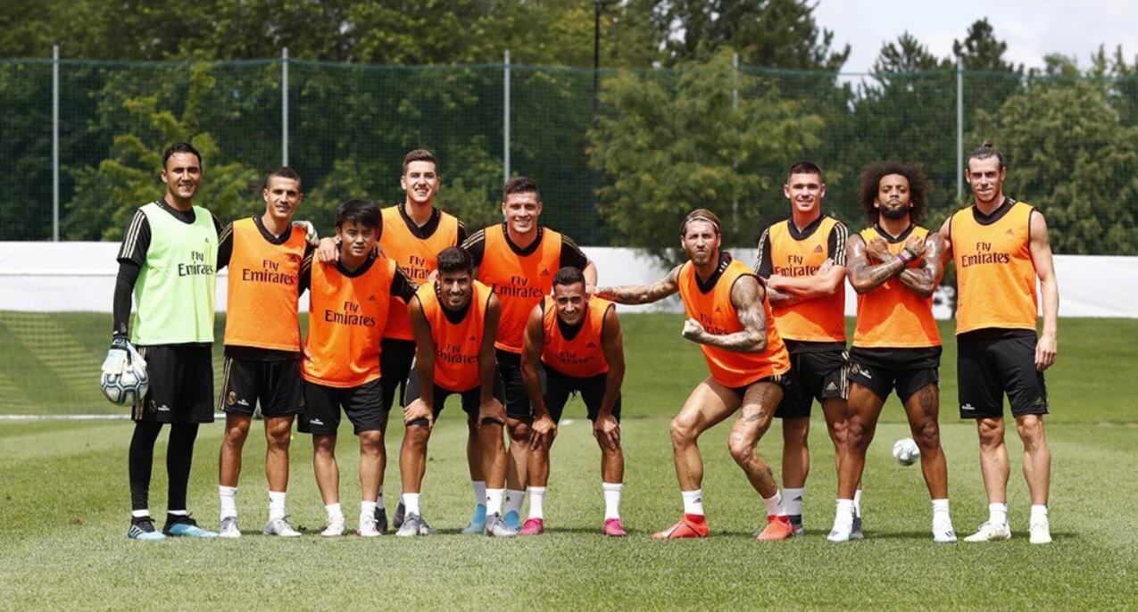 �ñ���Ӣ���й�Ѫͳ�� ��Ϊʲô�뿪����