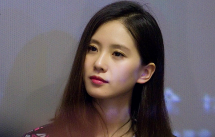 �Ŵ��ͽ������ǻ��� �������Ƕ���˭