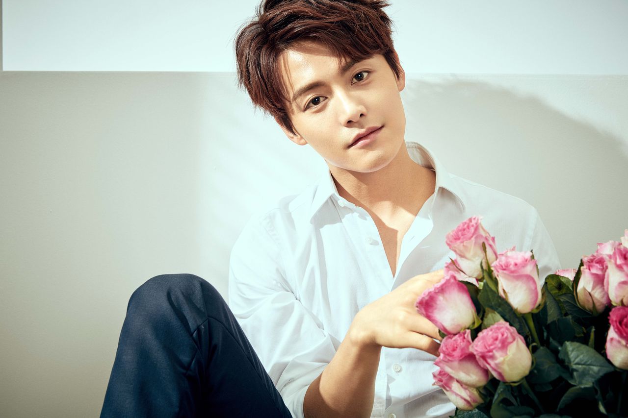 �Ŵ��ͽ������ǻ��� �������Ƕ���˭