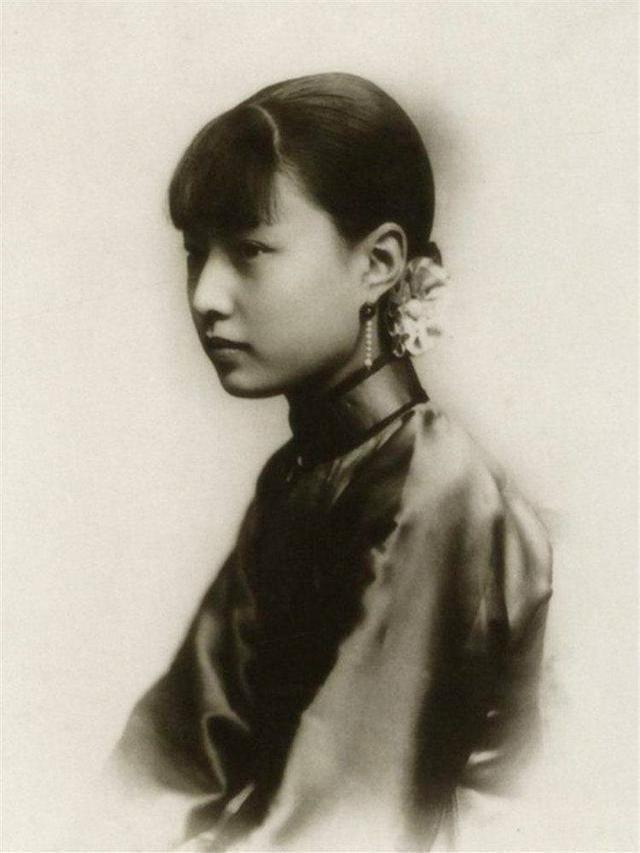 ��֥��Ϊ���ݲ�����С�� ��֥������С��˭Ư��