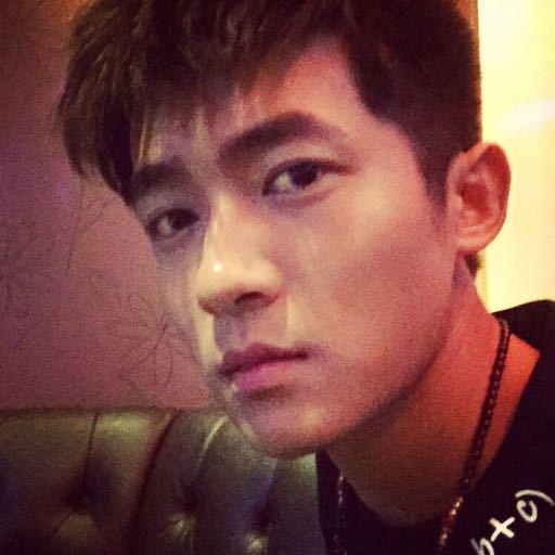 ١��ʵ���︸ĸ����ʲô�� ١��ʵ����ǰ��Ա�ͼ