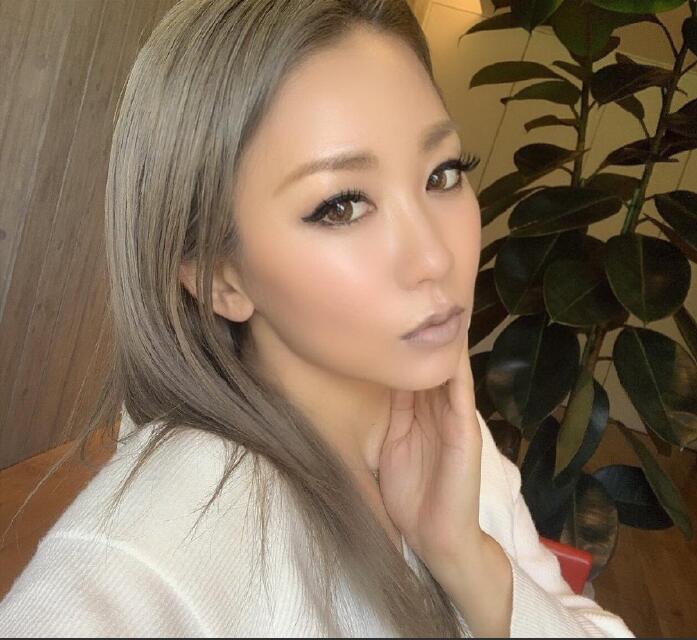 �������δ����˭ ����һָ����󼶱��Ů����