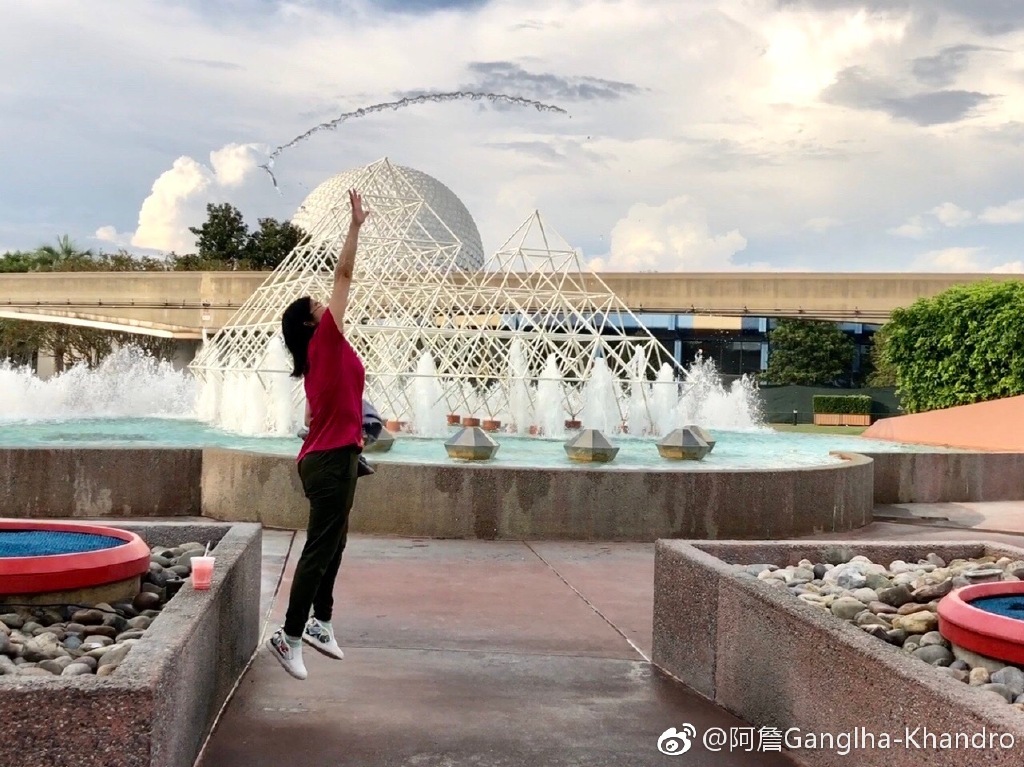 ղ�������ĸ����� ���߿���ʱ���˶��ٷ�