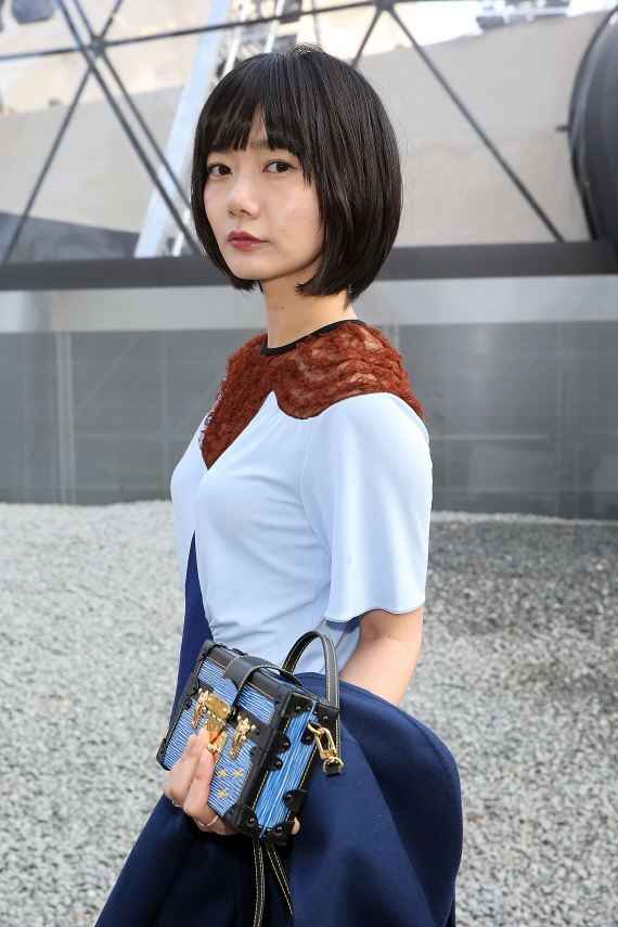 �ᶷ��Ϊʲô�ں�����λ�� ����ô�����й���չ