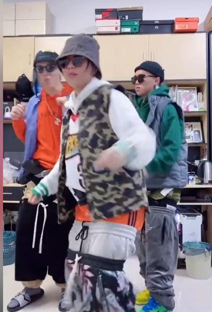 我玩的就是西海岸是什么意思 西海岸是什么歌