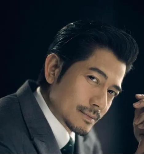 ������˵�������Ǿ�Ь��ʲô�� ��Ь����Ь����˼��