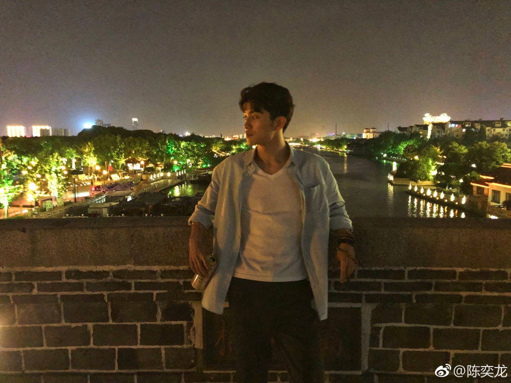 �������������� ���˸���������������