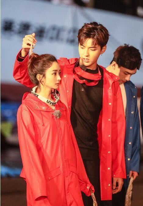 ����ӱ���ෲ��һ����� ���굽�׷�����ʲô�¼�