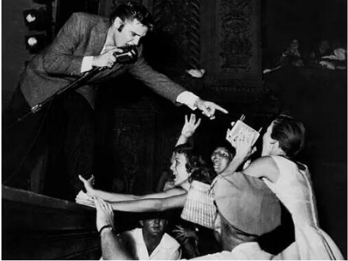 ����ά˹Ϊʲô��è�� è���ľ����貽��Ƶ����