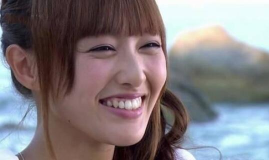 唐嫣早期真实素颜照片 唐嫣早期的牙齿好丑不整齐