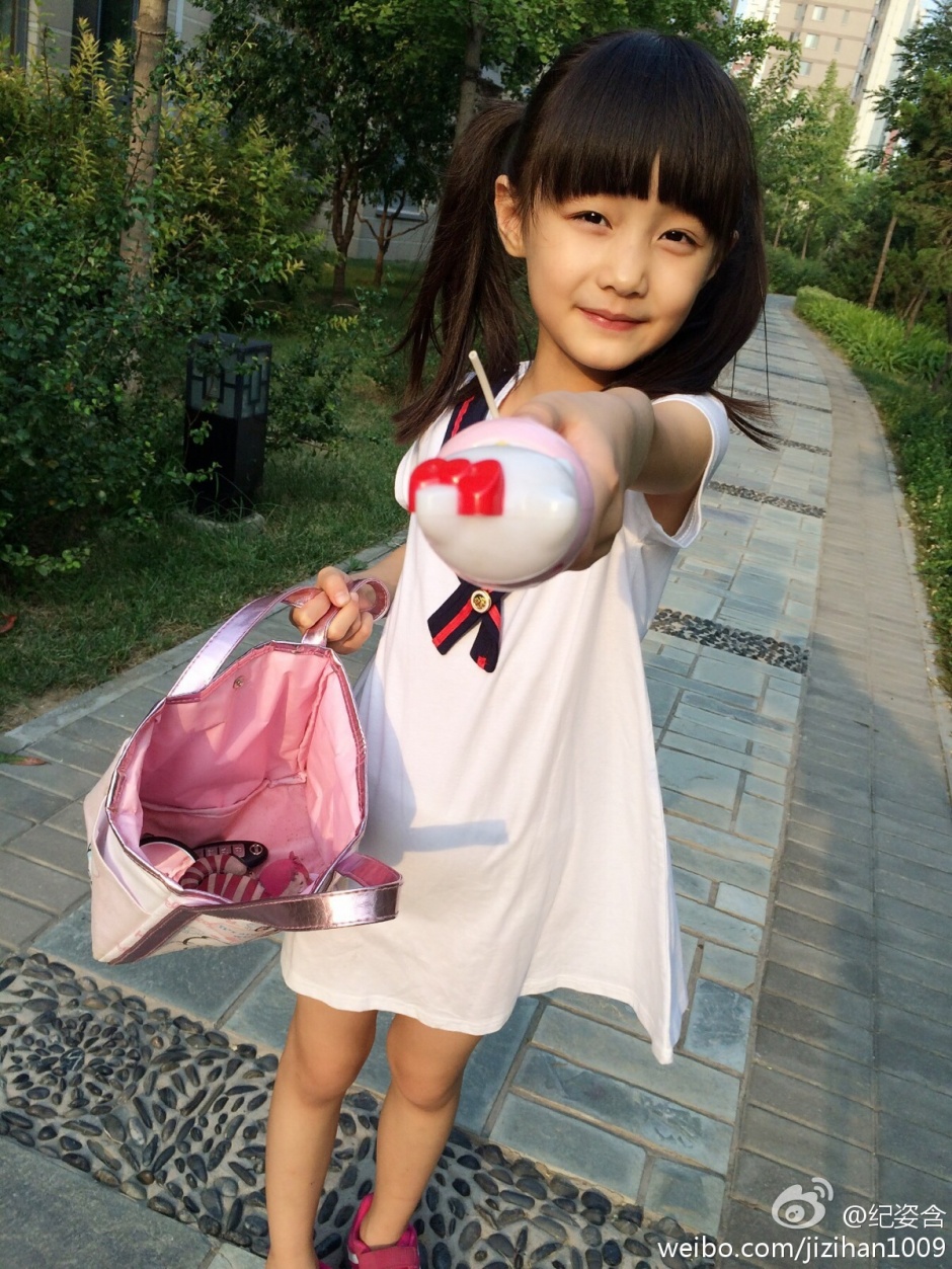 纪姿含父母是谁 纪姿含个人资料介绍