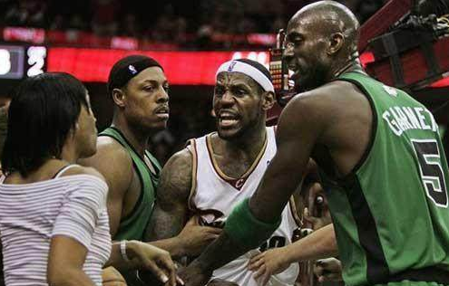 nbaղ�ʵ�ĸ���������¼� ղ���ڳ���ŭ��ĸ��