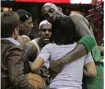 nbaղ�ʵ�ĸ���������¼� ղ���ڳ���ŭ��ĸ��