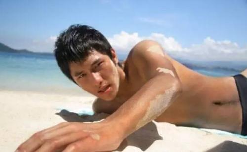 ��������Ƕ���һ���������� �����粻��ͬ������