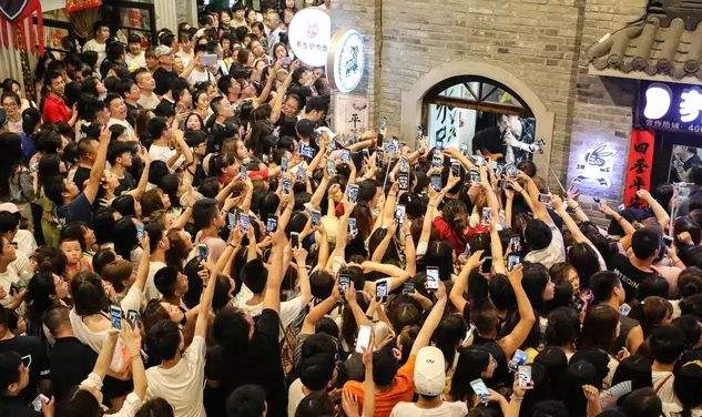 Ħ���ֵ���¿��ݳ�����Ƶ ����������Ů����Ƭ�ع�