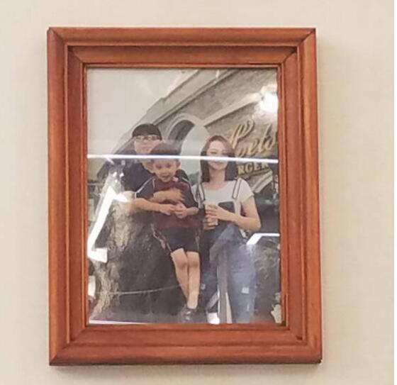 �����Ӱְִ��۾���ͷ��˭ �����Ӹ������������Ƭ