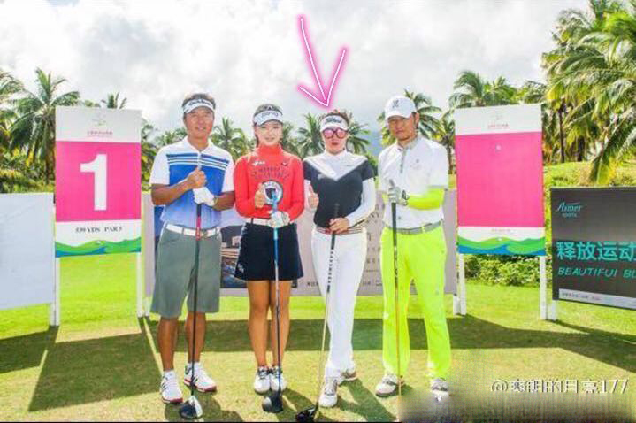 ���ľ���ΪС���������Ÿ�������� ģ����������Ƭ