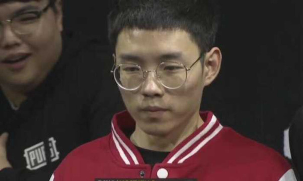 4amս�ӳ�Ա��������Ƭ ����������������ֱ��