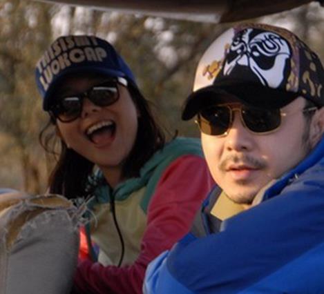 �����ĵ�һ�����ӵ�ͼƬ����� ������Ϊ���ֽ���¶�����