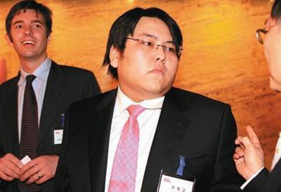 ���׻��ڱ����ҾƵ���ļٵ� ���׻������ڸ���