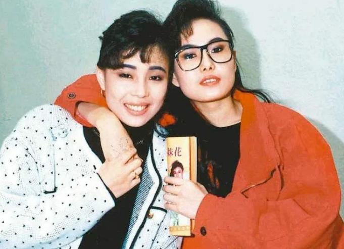 �����Ⱥͷ�����ĸ���ʷ�ع� ���Ϲ���˭