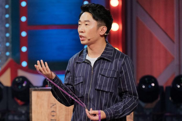 ��Ϻ���ͮ�����ǲ��Ǵ�ѧͬѧ ���ʲô��ѧ��ҵ��