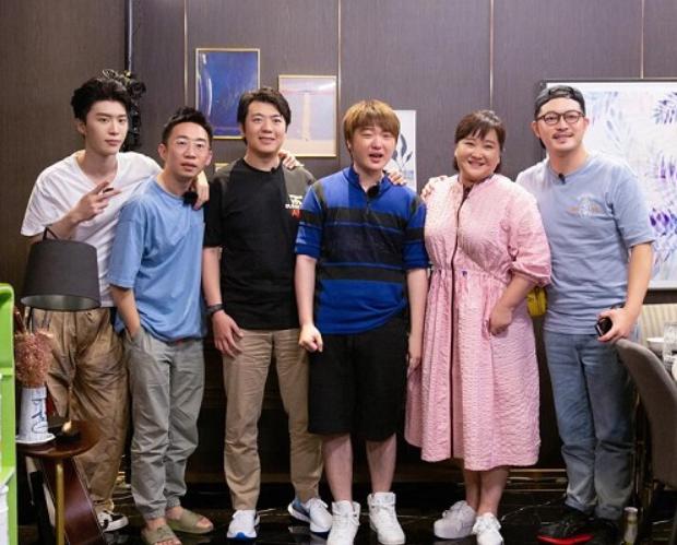 ��Ϻ���ͮ�����ǲ��Ǵ�ѧͬѧ ���ʲô��ѧ��ҵ��