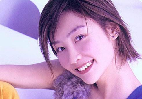 �������ǳ°����Ů���� ����ҫ�Ѿ���������������ʵ