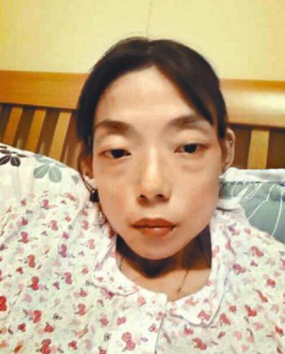 �誹�����һ�����ڵ���Ƭ���� ���������۶���