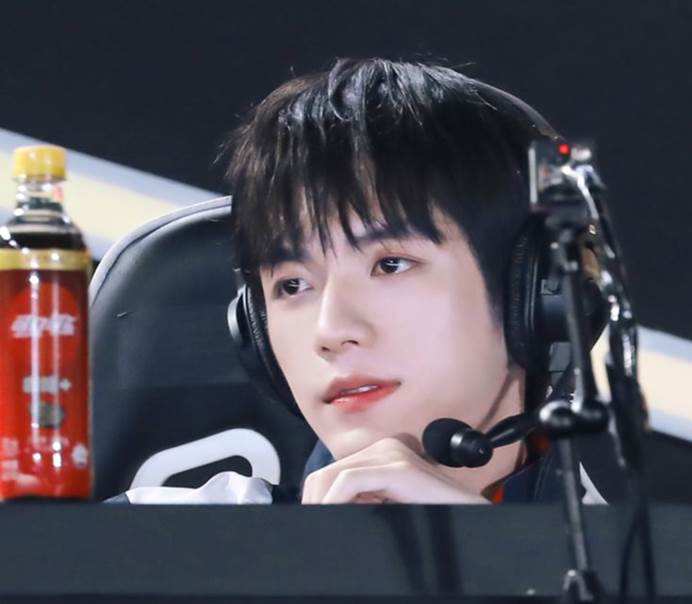 �κ���ְҵ�羺ѡ���� ����������ѧ��ҵ��