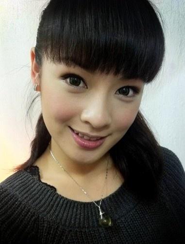 郑钤丹阿香的比基尼照片 郑钤丹的老公是谁