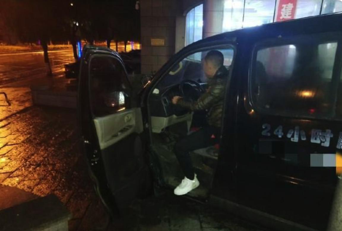 ���鳵һ���¶���Ǯ ��˵���鳵��ʲô������