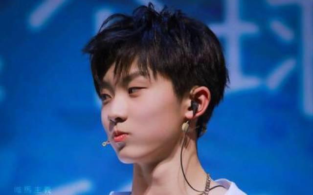 �������������� ��һ���ǳ���Ȥ�����־���è����