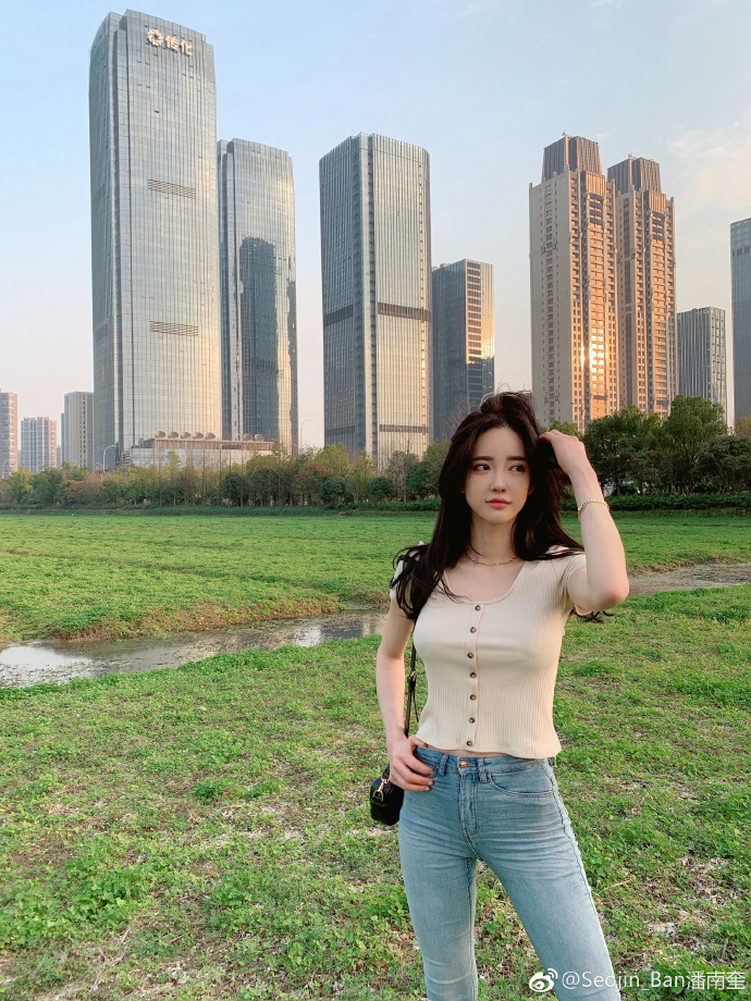 ���Ͽ���ǰ���ӵ���Ƭ���� ��ʮ�����ݱ���Ϊ��ʮ��