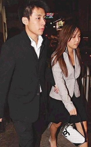 �����ʸ������ϼ�� �ǻ�������ǰ��������ĵ���������