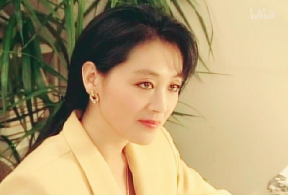 �������Ϲ���˭ ��Ӣ�Ϲ��߷�